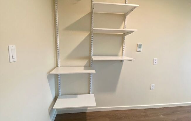 Studio, 1 bath, 175 sqft, $1,355, Unit 418