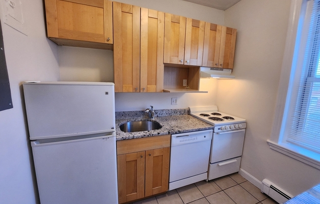 1 bed, 1 bath, 525 sqft, $2,250, Unit 43