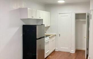 424 East 14th St.