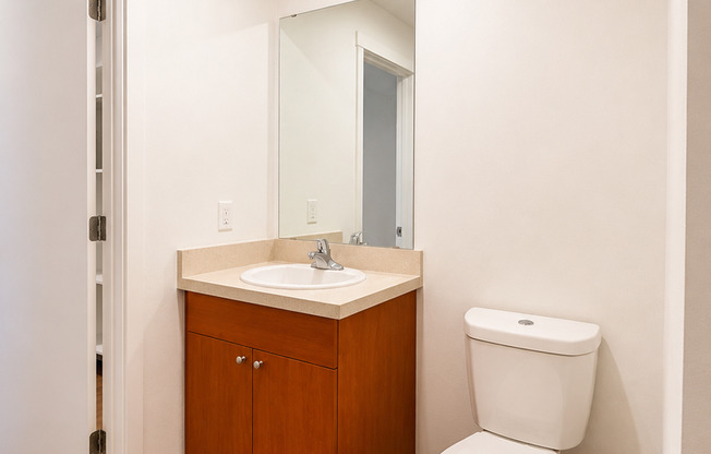 Studio, 1 bath, 175 sqft, $999, Unit 4408