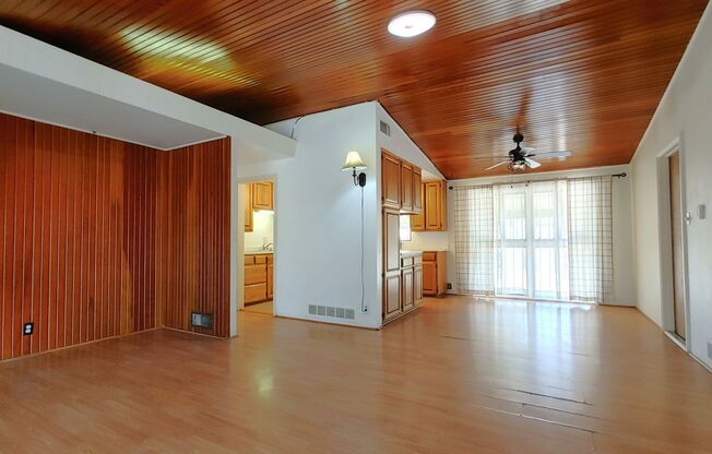 Centrally Located 3 Bedroom 1 Bathroom In The NE