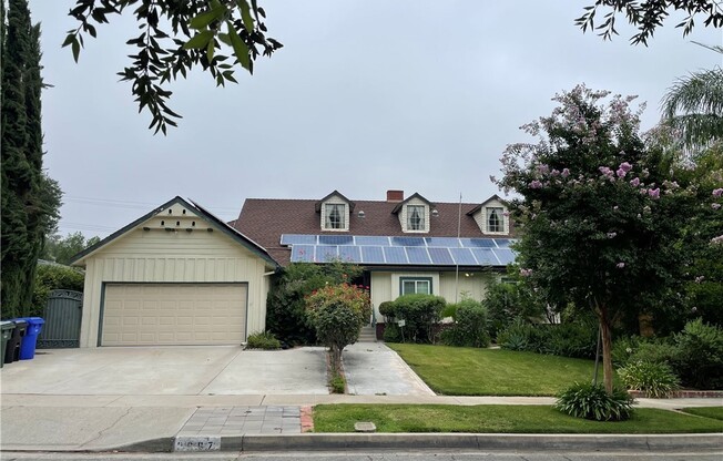 3667 BROADMOOR BLVD