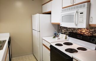 Deer Park Apartments 4231 North 7th Street