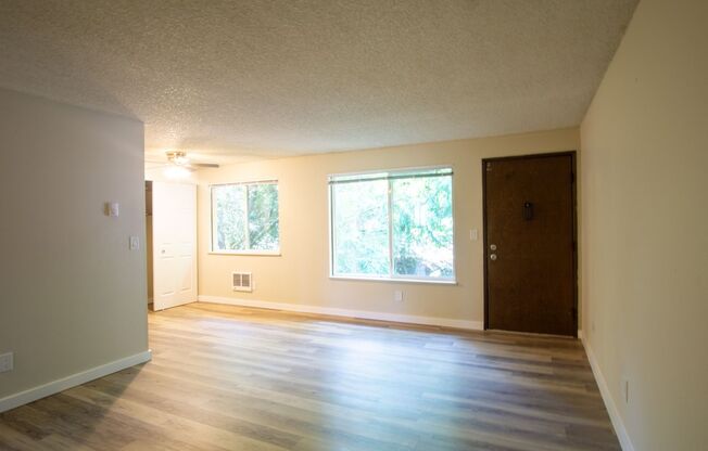 Top Floor 2-Bed in Multnomah Village Ready Late December