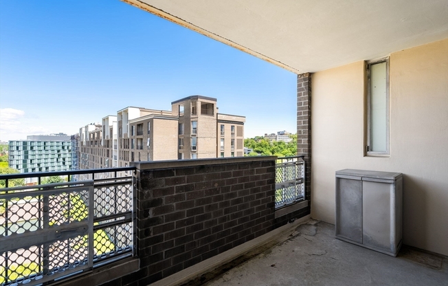 2 beds, 2 baths, 1,265 sqft, $4,300, Unit 1105