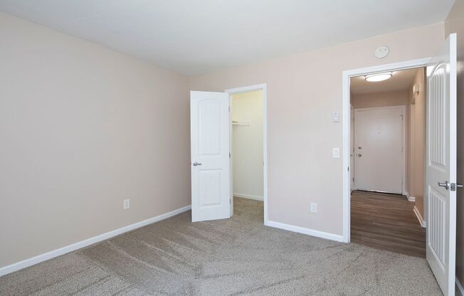 1 bed, 1 bath, 704 sqft, $1,895, Unit B-25