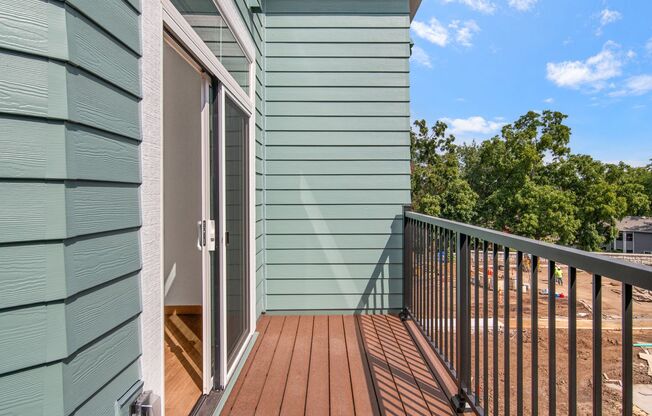 1 bed, 1 bath, 638 sqft, $1,595, Unit 147