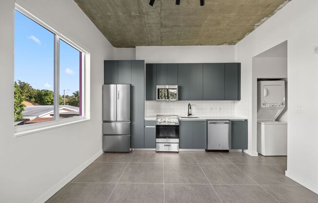 1 bed, 1 bath, 475 sqft, $2,315, Unit 305