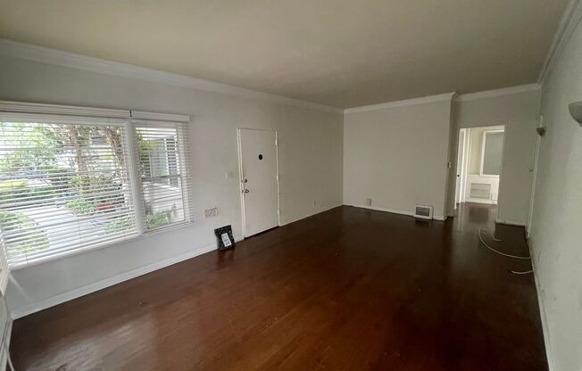 1232 S. La Jolla