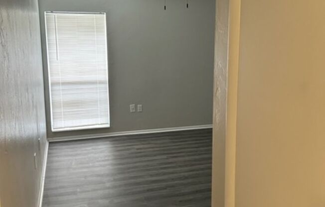 1 bed, 1 bath, 745 sqft, $1,175, Unit A23