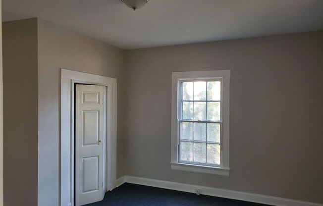 Newly remodeled 2bd/1ba