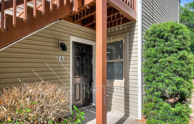 1406 JOHNS RD