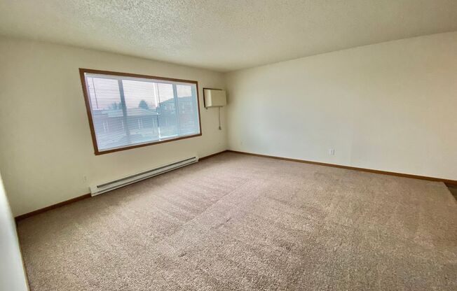 2 beds, 1 bath, 825 sqft, $750, Unit 305