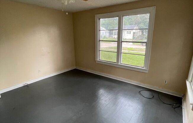 2 beds, 1 bath, $800