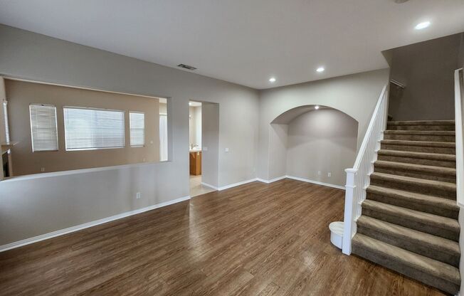 Scripps Ranch - Miro/Ravel Community - End Unit - 2 Car Garage - Central AC