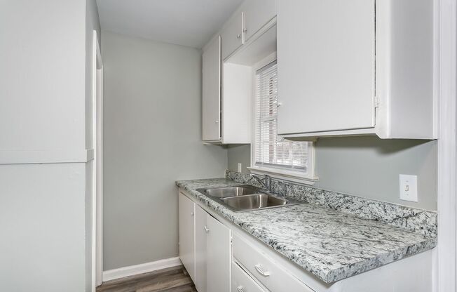 1 bed, 1 bath, $675