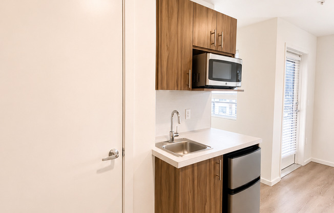 Studio, 1 bath, 175 sqft, $1,295, Unit 417-MFTE
