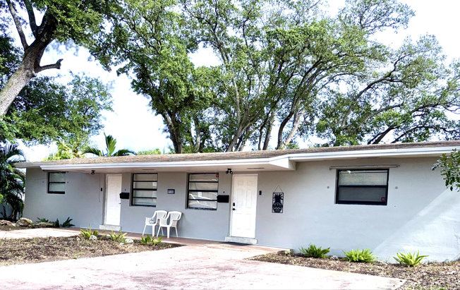 6144 SW 30 ST