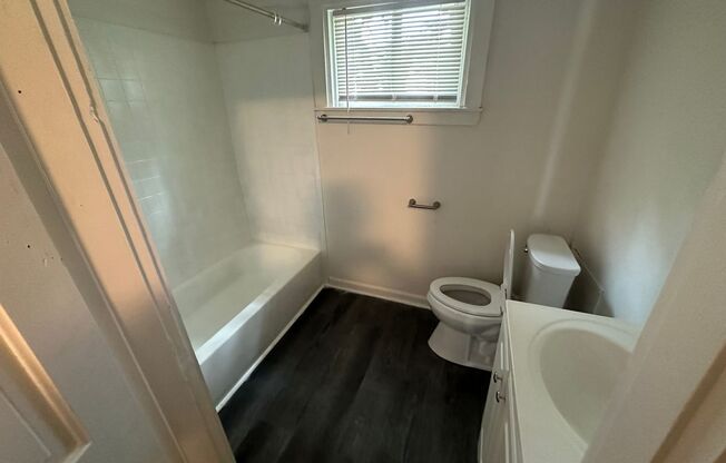 1634 Dewey Ave | 2 Beds, 2 Bath