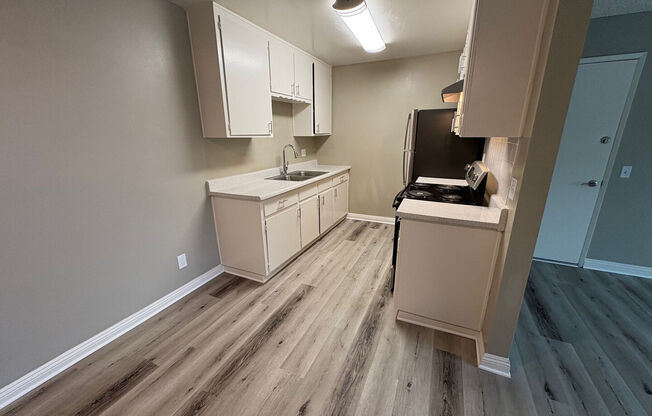 Pinewood Apartments