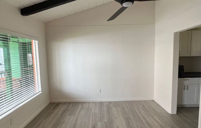 Nostalgic Studio steps away from the boardwalk and beach.