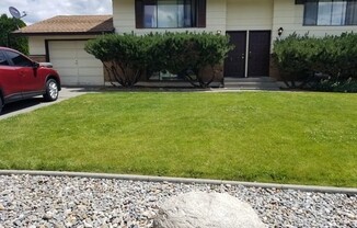 1022-1024 N. Best Rd