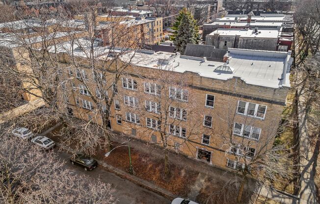1919-31 W. Winona