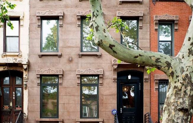 751 QUINCY ST
