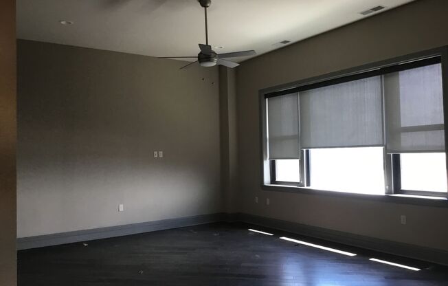 3 beds, 3 baths, 1,683 sqft, $2,714, Unit 710