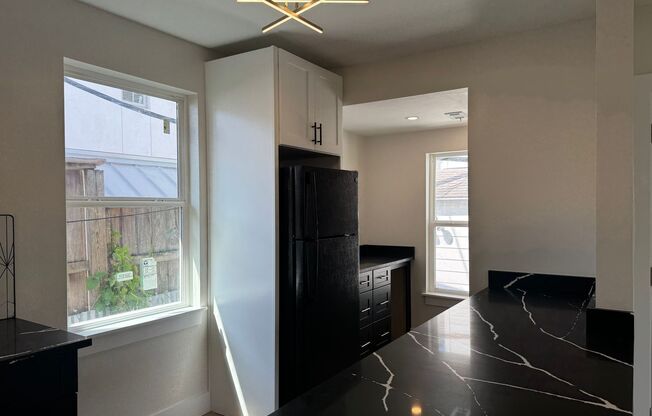 3 beds, 2 baths, 1,200 sqft, $2,599, Unit 1517-01