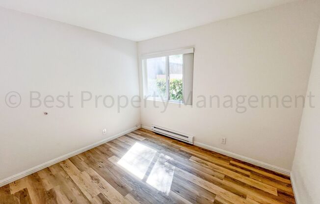 2 beds, 1 bath, $2,695