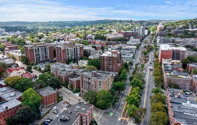 1 bed, 1 bath, 822 sqft, $3,500, Unit 611