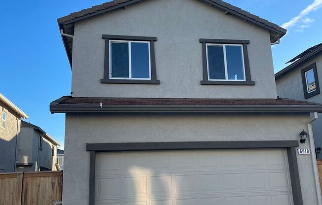 SOLAR SMART HOME IN WEST ROSEVILLE!