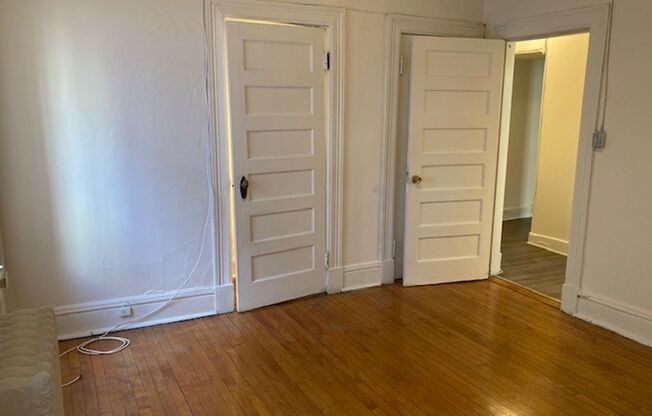 2 beds, 1 bath, 762 sqft, $1,599, Unit 1301-36