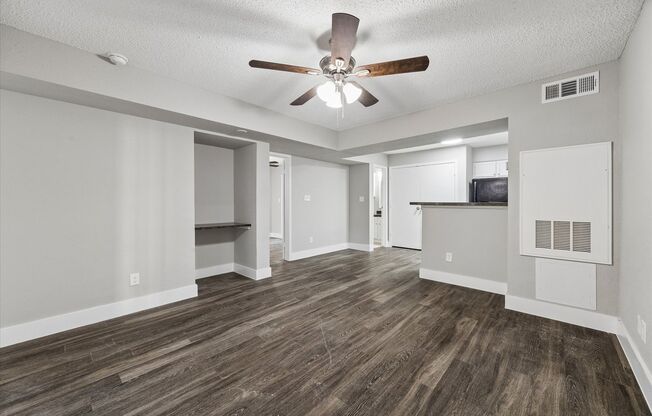 2 beds, 2 baths, 800 sqft, $1,495, Unit 4129