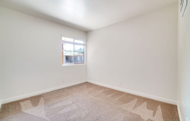 2 beds, 1.5 baths, $2,195, Unit 37