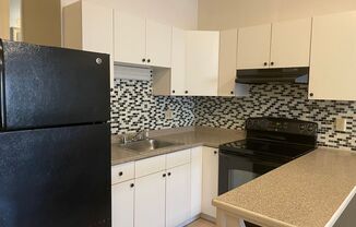 Studio, 1 bath, 508 sqft, $1,300, Unit Unit 3