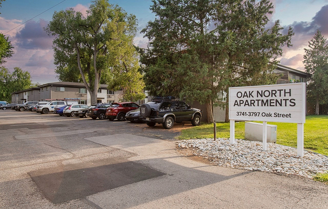 Oak Street Apartments North-1 Large