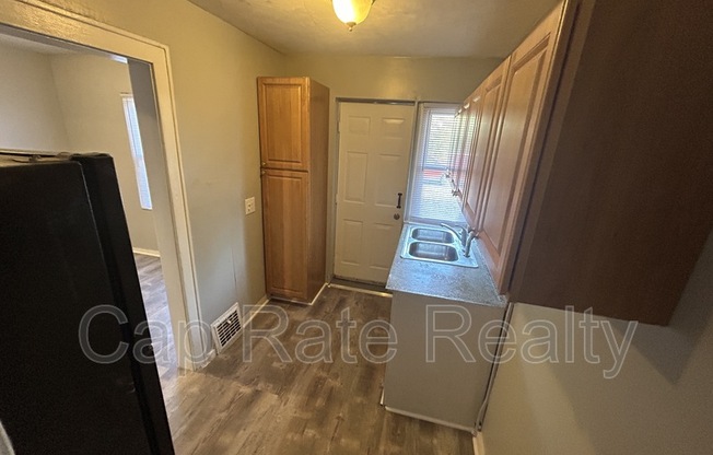 2216 HOMESTEAD DR