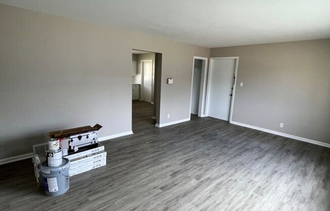 2 beds, 1 bath, 950 sqft, $900, Unit Apt 3