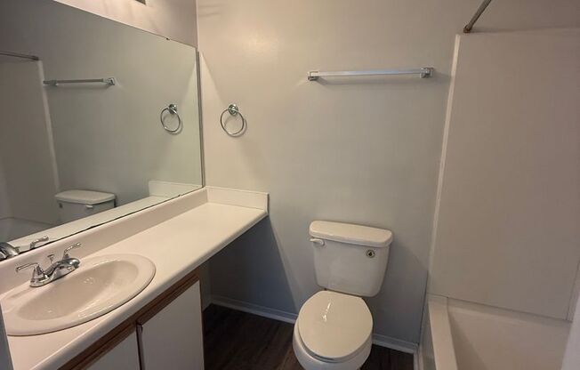$120 OFF YOUR FIRST FULL MONTH'S RENT!!!