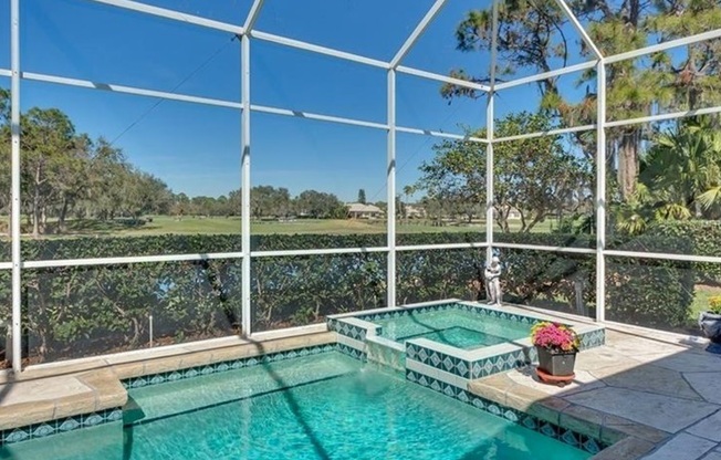 AVAILABLE May 1- 0CT 31ST .FURNISHED/SEASONAL.  3/2 POOL HOME IN ROSEDALE!