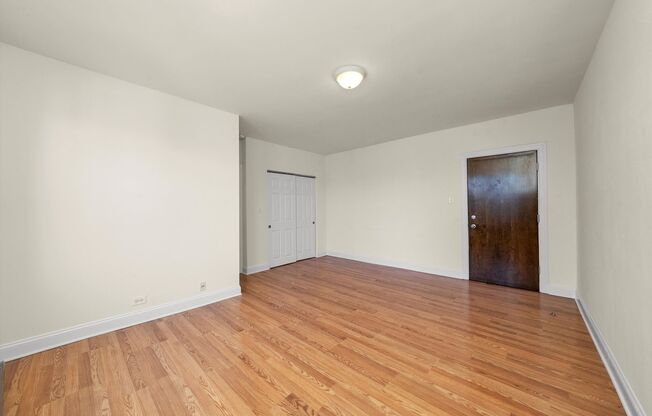 Studio, 1 bath, 450 sqft, $1,795, Unit 306