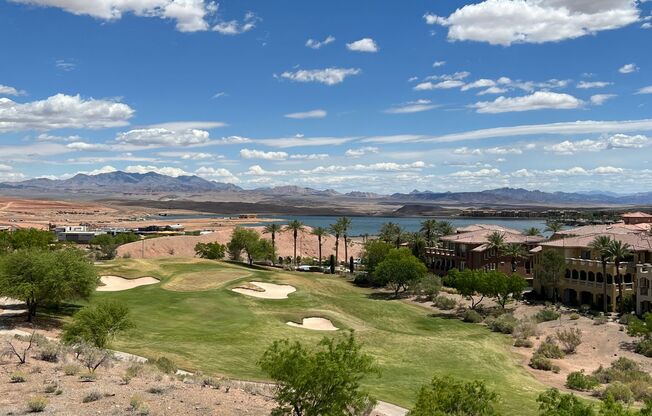 Lake Las Vegas Beauty!!! $2400 Great Views! 3 Bed/3Bath