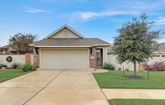 Great one story home for lease in Saddlecreek Subdivision!