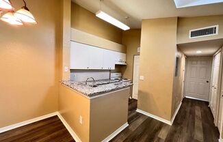 1 bed, 1 bath, $1,280, Unit Unit 338