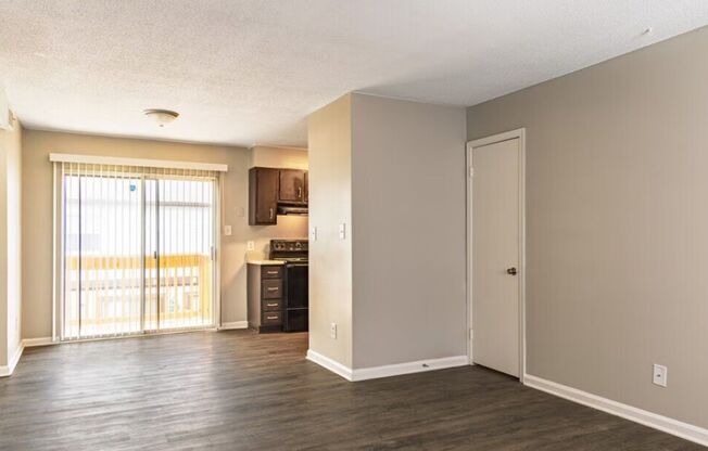 1 bed, 1 bath, 500 sqft, $975, Unit 100W