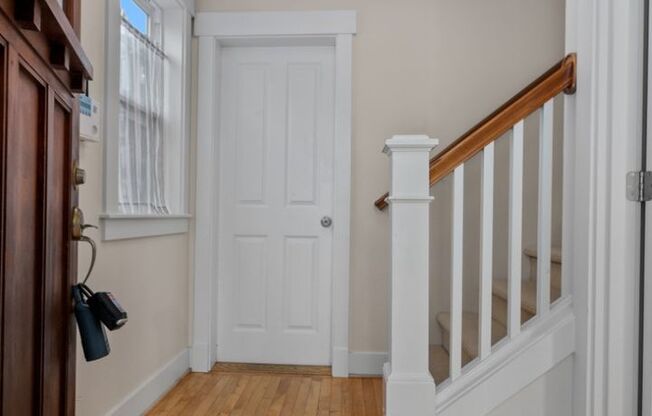 2bd/1.75Ba Seattle Townhouse