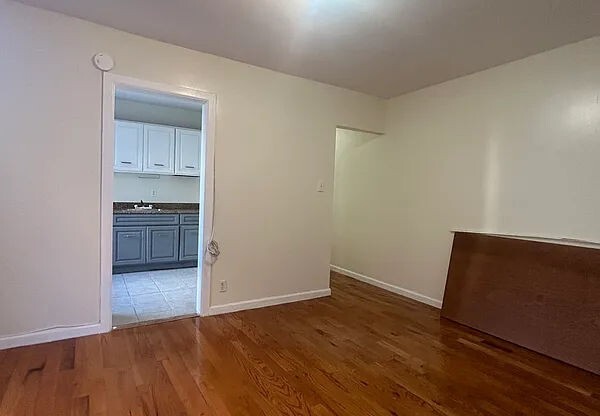 1 bed, 1 bath, $1,750, Unit 5E