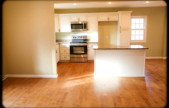 Pottery Barn-Style Home with Walkout Basement in Prime Location